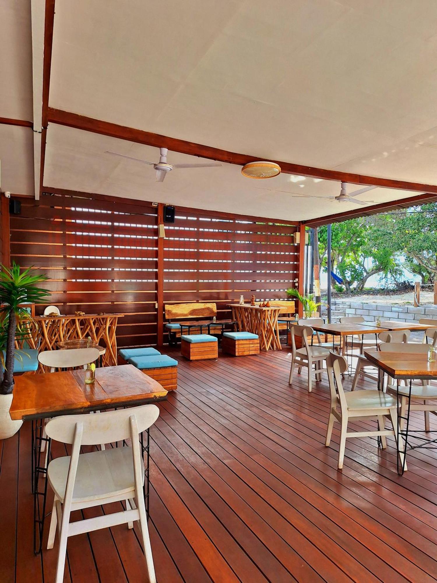 Taj Maza Sunset Villas Quần đảo Gili Ngoại thất bức ảnh